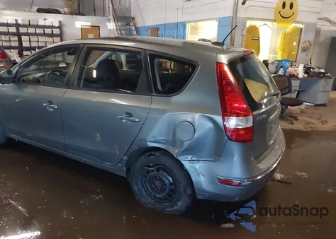 2010 Hyundai Elantra Touring Gls from USA, damaged, VIN KMHDB8AE4AU060860